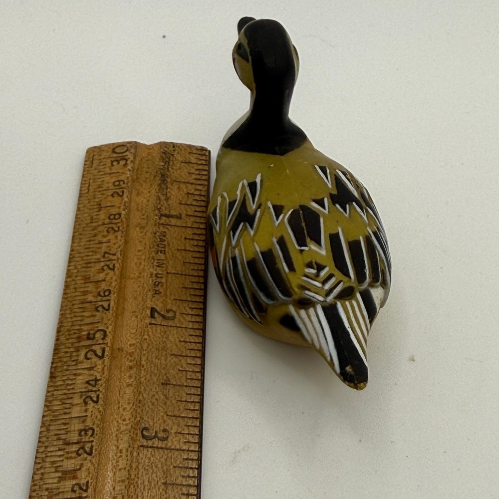 Unbranded Duck Figurine Small Yellow Hand Painted Vintage Good Folk Art Decor - Picture 12 of 13